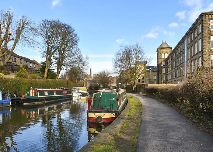 Croft House * Hebden